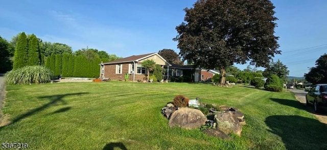 301 Ohio Ave, Pohatcong Twp, NJ 08865 - view of green lawn