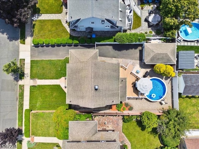 188 Wheaton Pl, Rutherford Boro, NJ 07070 - bird's eye view of a pool area