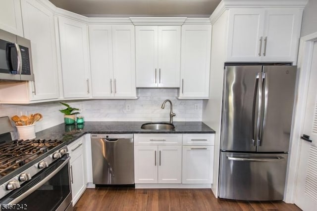 372 Cambridge Dr Unit 372, Butler Boro, NJ 07405 - kitchen featuring stainless steel appliances, white cabinets, and tasteful backsplash