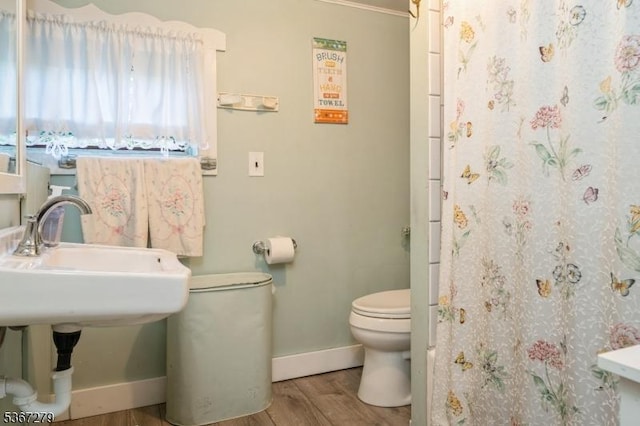 2 Hazelnut Dr, Hampton Twp, NJ 07860 - full bath with wood finished floors and curtained shower