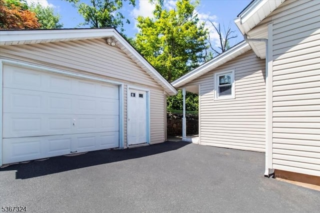 7 Park Ave, Summit City, NJ 07901 - view of garage