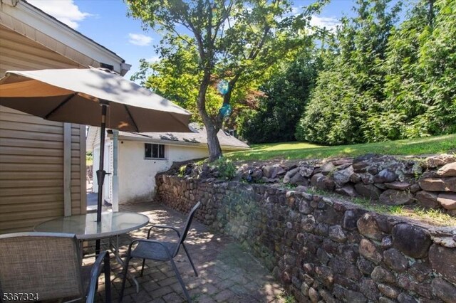 7 Park Ave, Summit City, NJ 07901 - view of patio with outdoor dining space