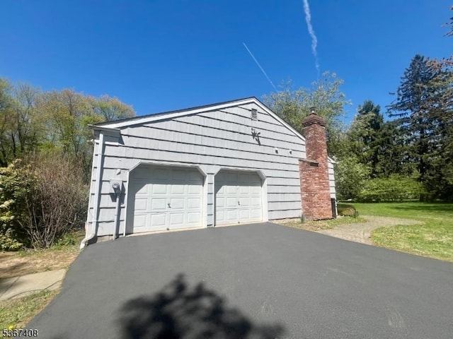 11 Dean Rd, Mendham Boro, NJ 07945 - view of detached garage