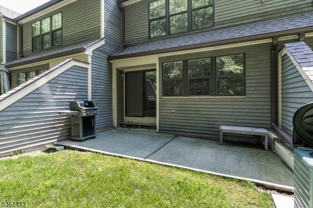 29F Concord Rd Unit F, West Milford Twp, NJ 07480 - back of house featuring a patio