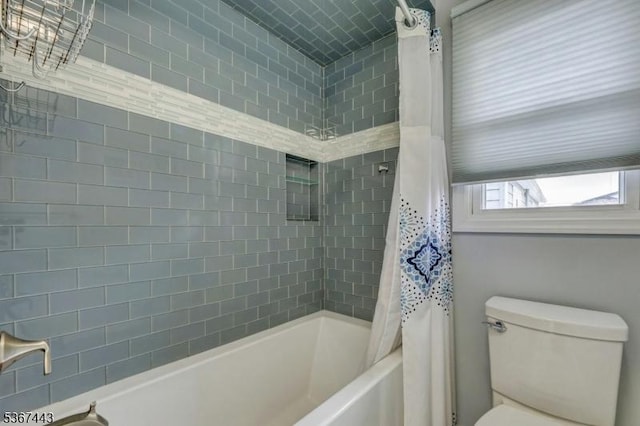 830 Pennsylvania Ave, Lyndhurst Twp, NJ 07071 - bathroom featuring shower / tub combo with curtain and toilet