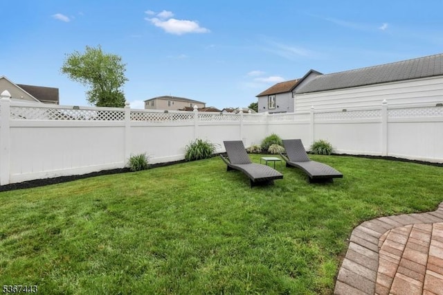 830 Pennsylvania Ave, Lyndhurst Twp, NJ 07071 - view of fenced backyard