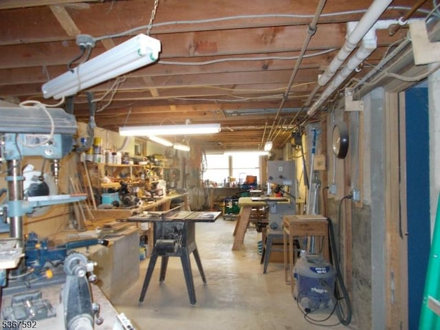39 Stillwater Rd, Hardwick Twp, NJ 07825 - basement with a workshop area