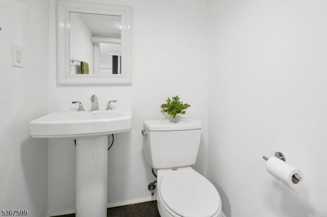 329 W End Rd, South Orange Village Twp, NJ 07079 - bathroom featuring toilet and baseboards