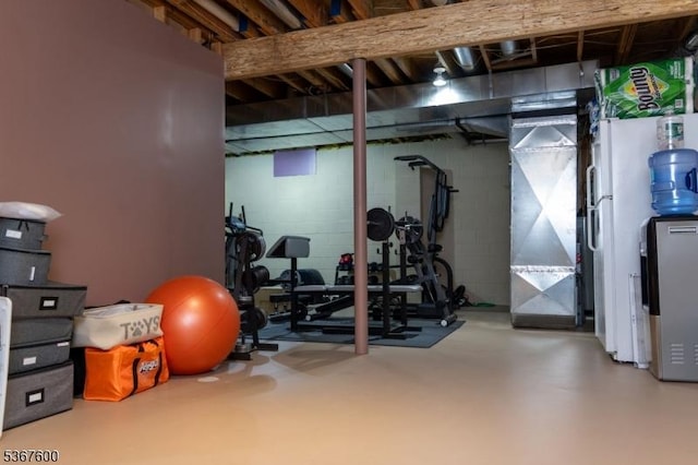 10 Links Ct, Sparta Twp, NJ 07871 - workout area featuring concrete block wall