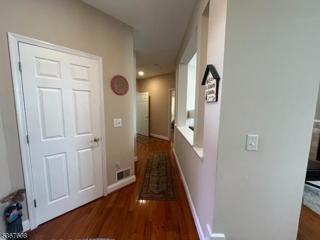 1002 Deerhaven Ter, Lopatcong Twp, NJ 08886 - corridor featuring wood finished floors