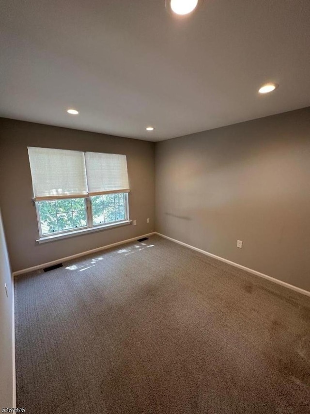 1002 Timberbrooke Dr, Bedminster Twp, NJ 07921 - carpeted spare room featuring recessed lighting