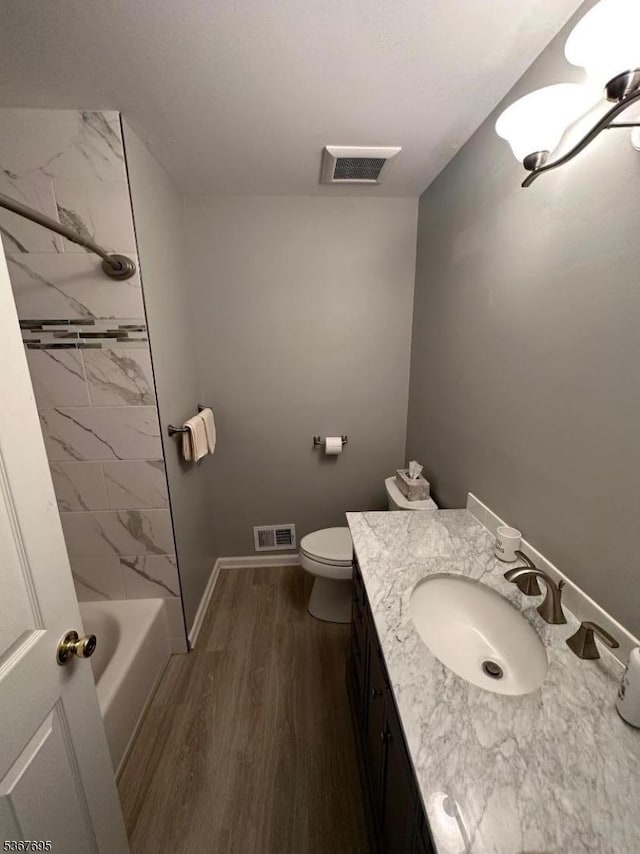 1002 Timberbrooke Dr, Bedminster Twp, NJ 07921 - full bath featuring vanity, wood finished floors, and shower / bath combination