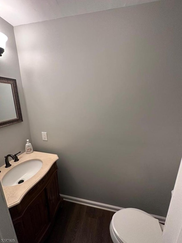 1002 Timberbrooke Dr, Bedminster Twp, NJ 07921 - bathroom featuring wood finished floors and vanity