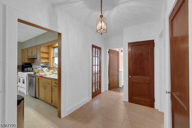 74 Elm Rd, Caldwell Boro Twp, NJ 07006 - corridor featuring a chandelier