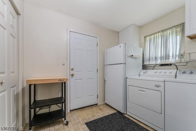 4 Orchid Pl, Clinton Twp, NJ 08833 - laundry area featuring light flooring and independent washer and dryer