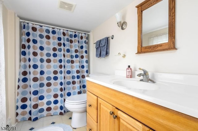 30 Bissell Rd, Tewksbury Twp, NJ 08833 - full bath featuring vanity, tile patterned flooring, and a shower with curtain