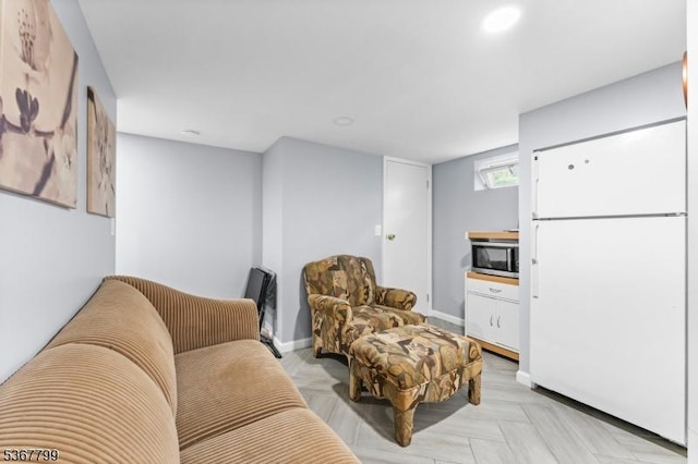 947 Boesel Ave, Manville Boro, NJ 08835 - living area featuring baseboards and recessed lighting