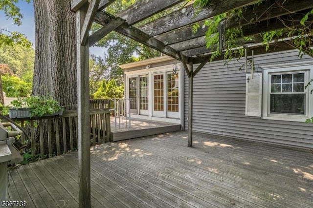 173 Raab Ave, Bloomfield Twp, NJ 07003 - deck with a pergola
