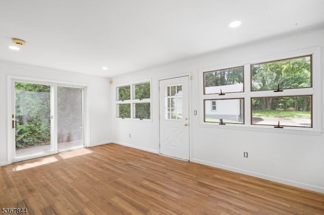 19 Pleasant View Ave, Washington Twp, NJ 07882 - empty room featuring light wood-style floors, a smoke detector, and recessed lighting