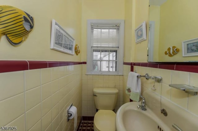 408 Sanford Ave, Hillside Twp, NJ 07205 - half bathroom with a wainscoted wall and tile walls
