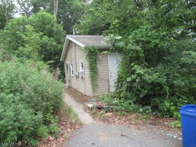 436 Diamond Spring Rd, Denville Twp, NJ 07834 - view of side of property with cooling unit