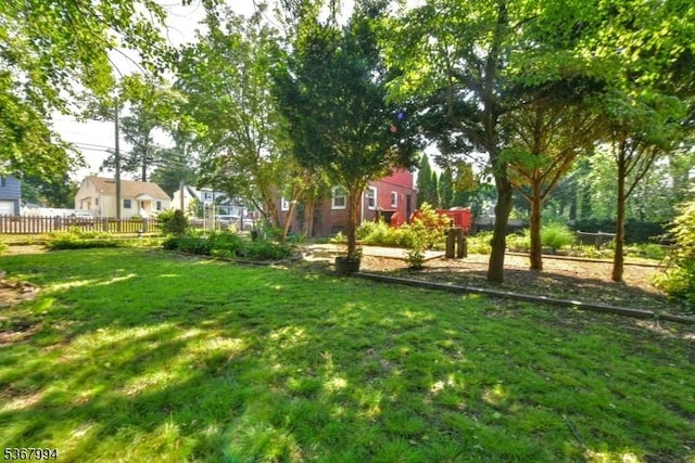 36 Grove St, Waldwick Boro, NJ 07463 - view of yard