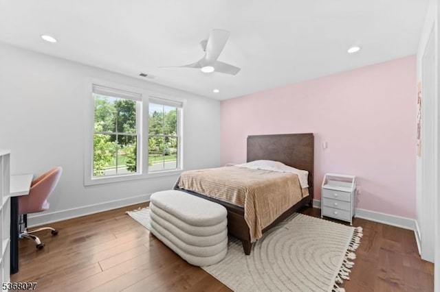 28 Peacock Ln Unit 28, Berkeley Heights Twp, NJ 07922 - bedroom with wood finished floors, a ceiling fan, recessed lighting, and a desk