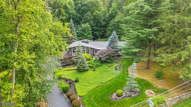 7 Deer Ct, Chester Twp, NJ 07930 - aerial view of property and surrounding area with a forest