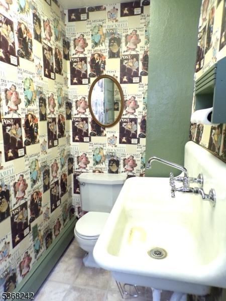 190 Market St, Belvidere Twp, NJ 07823 - half bath featuring toilet and a sink