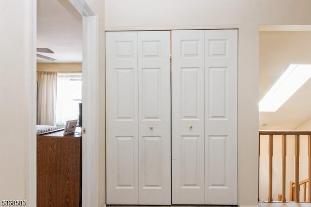 76 Avebury Pl, Franklin Twp, NJ 08873 - hall with a skylight