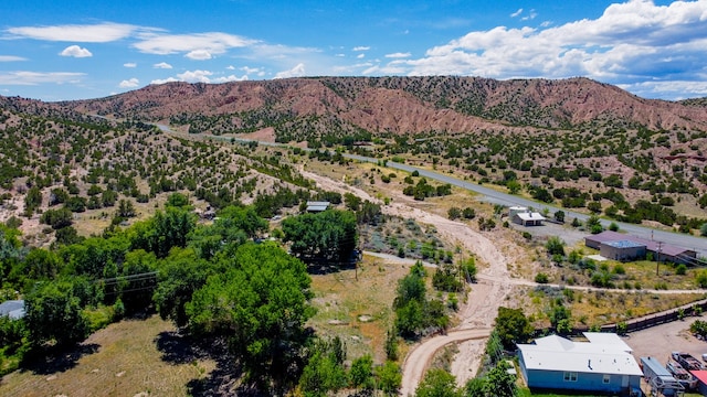 Listing photo 3 for 14 Santa Cruz Dam Rd, Chimayo NM 87522