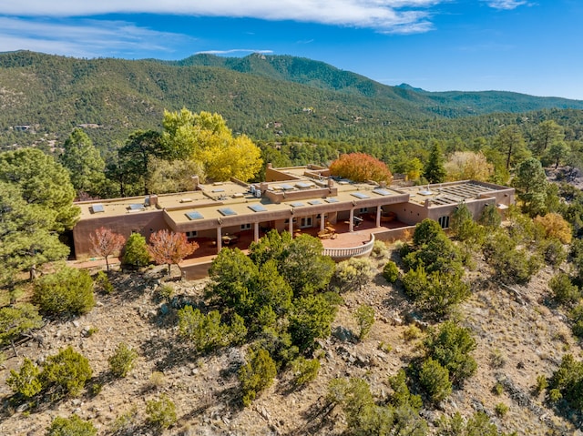 bird's eye view with a mountain view