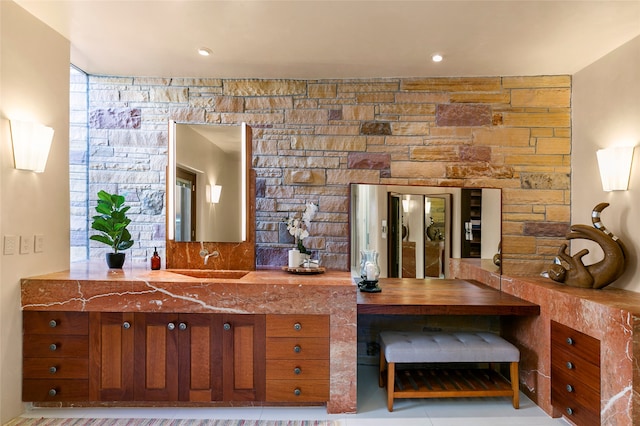 kitchen featuring sink