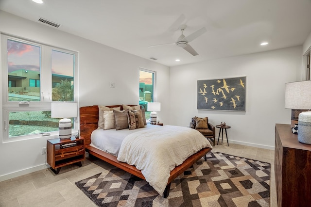 bedroom with ceiling fan