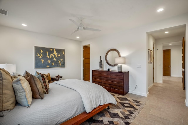 bedroom with ceiling fan