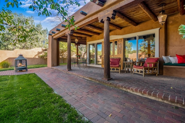 view of terrace featuring outdoor lounge area