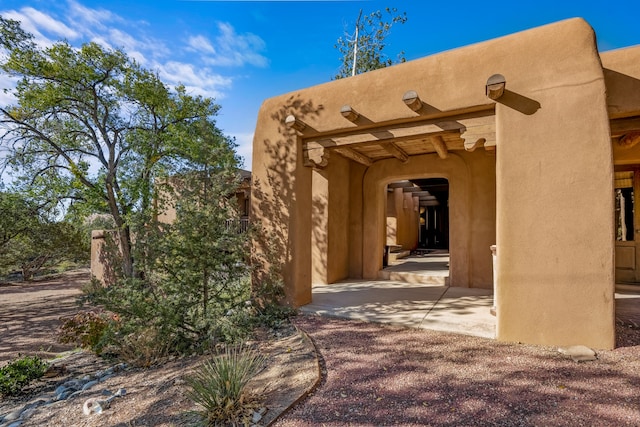 view of entrance to property