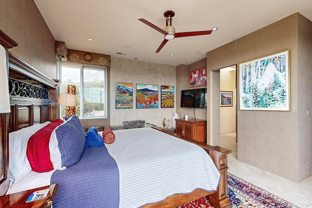 bedroom featuring ceiling fan