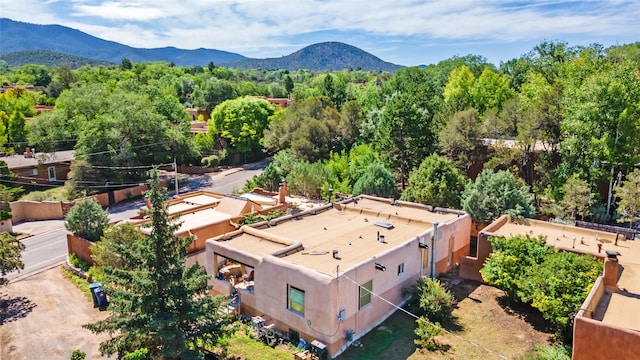 bird's eye view with a mountain view