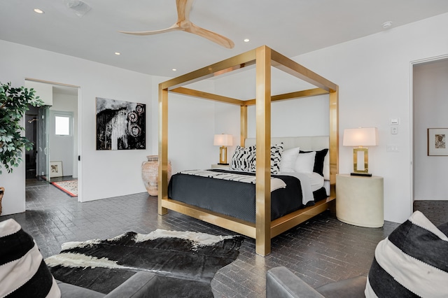 bedroom featuring ceiling fan