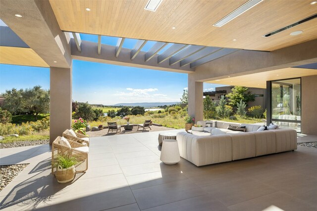 view of patio featuring an outdoor hangout area