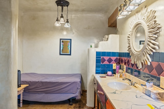 115 Waldo Mesa, Madrid, NM 87010 - bathroom with vanity and backsplash