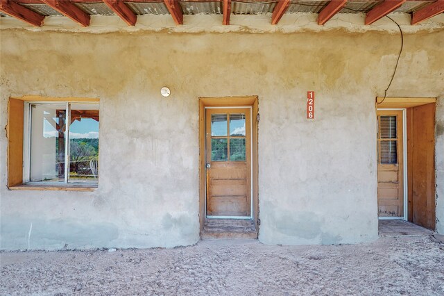 view of property entrance