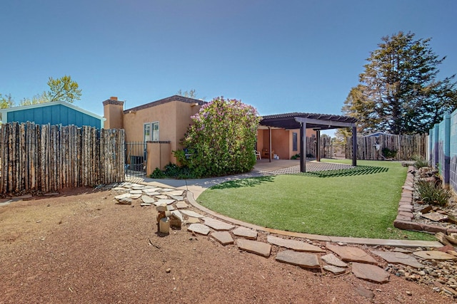 view of yard with a pergola