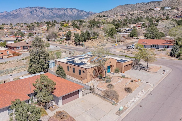 bird's eye view featuring a mountain view