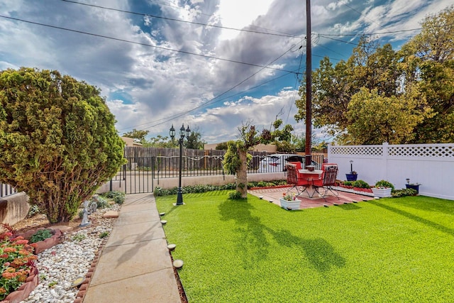 view of yard with a patio