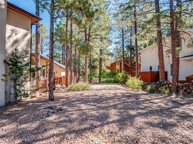 2176 La Tierra, Los Alamos, NM 87544 - view of yard with fence