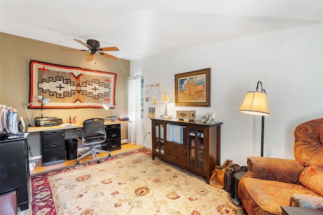 office area featuring ceiling fan