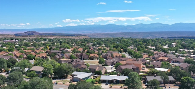 bird's eye view featuring a mountain view