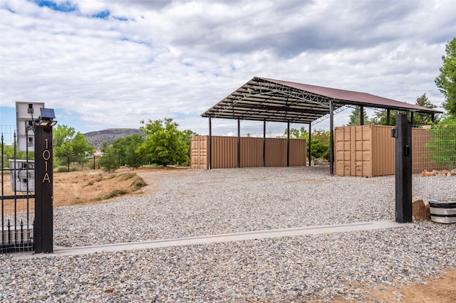 surrounding community featuring a mountain view